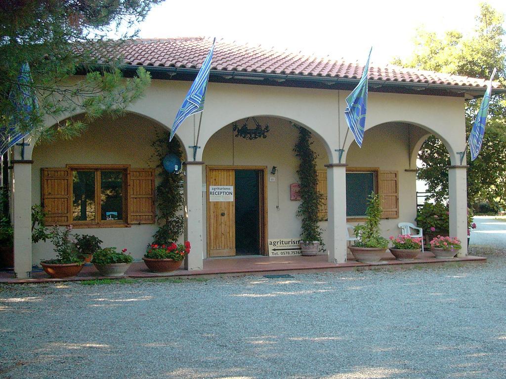 Frateria Di San Benedetto Villa Montepulciano Bagian luar foto