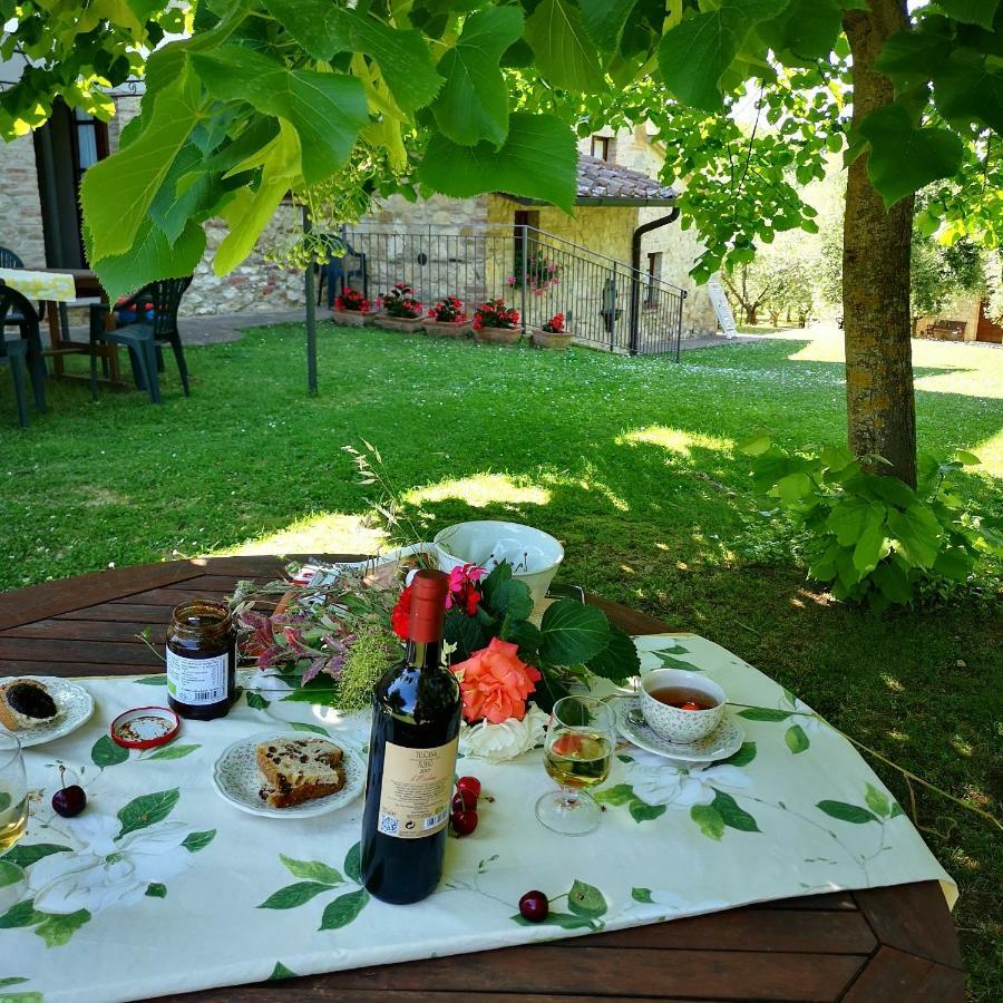 Frateria Di San Benedetto Villa Montepulciano Bagian luar foto